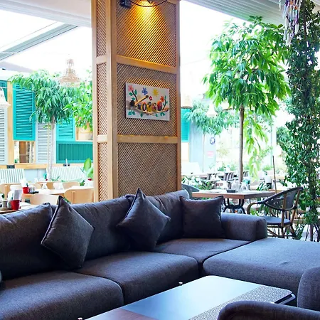 Yeshill Boutique Hotel 3*