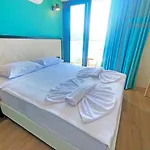 Yeshill Boutique 3* מרמריס