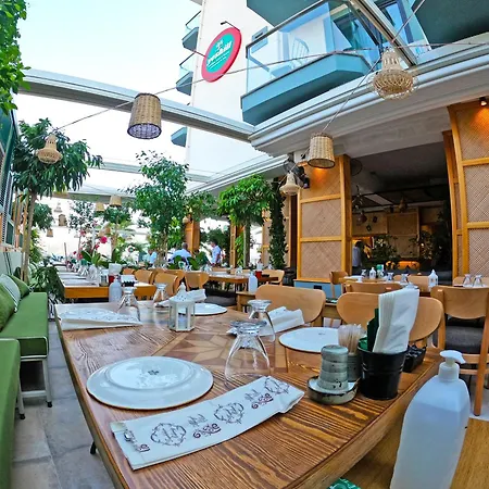 Yeshill Boutique Hotel 3*