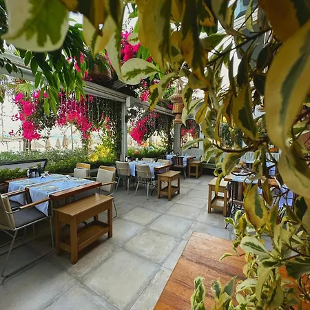 Yeshill Boutique 3* マルマリス