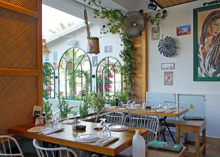 Yeshill Boutique 3* מרמריס